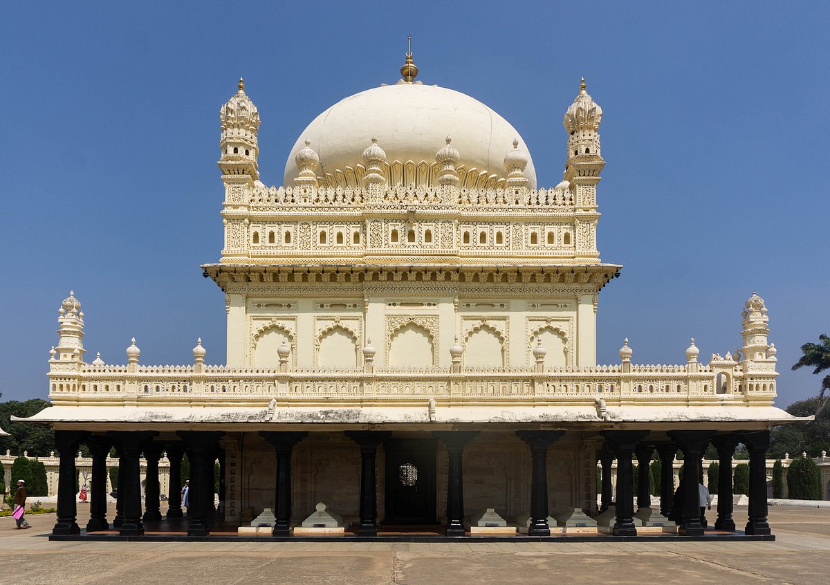 The Gumbaz at Srirangapattana from outside
