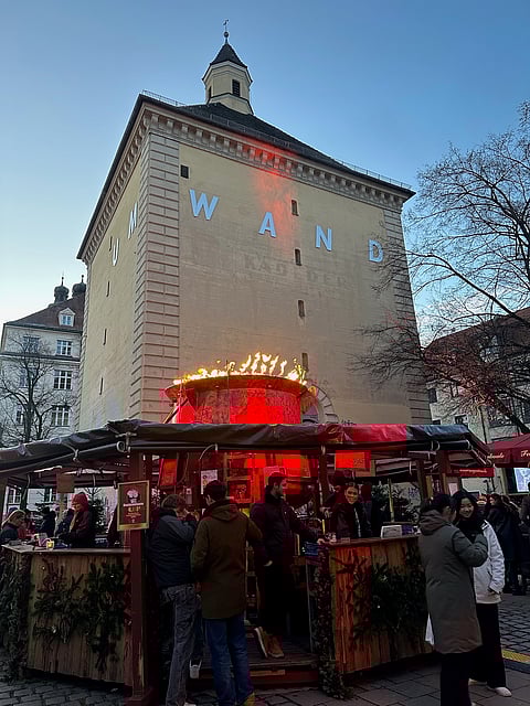 A Christmas market is organised annually.