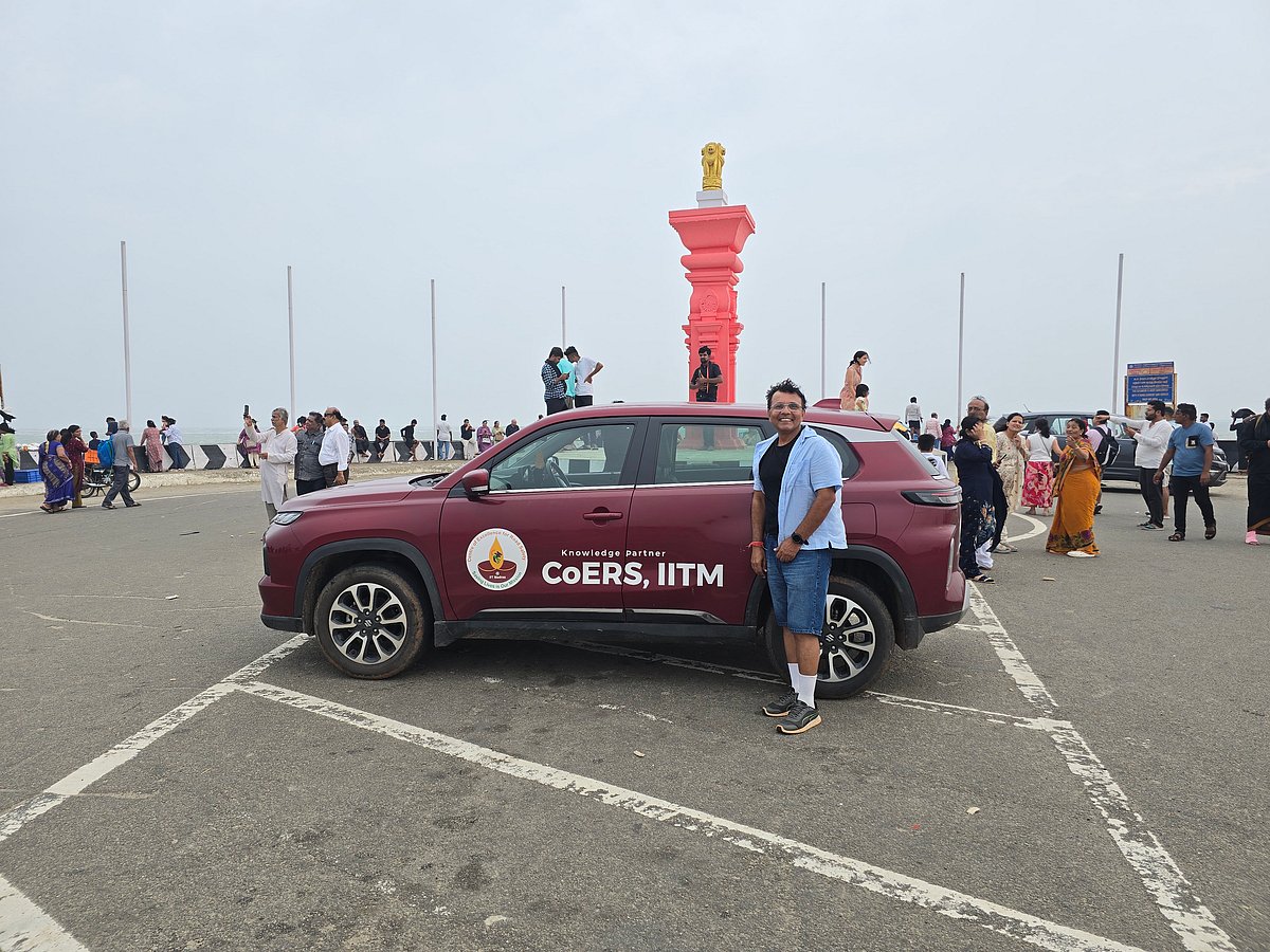 Makar at Arichal Munai Beach in Dhanushkodi, Tamil Nadu