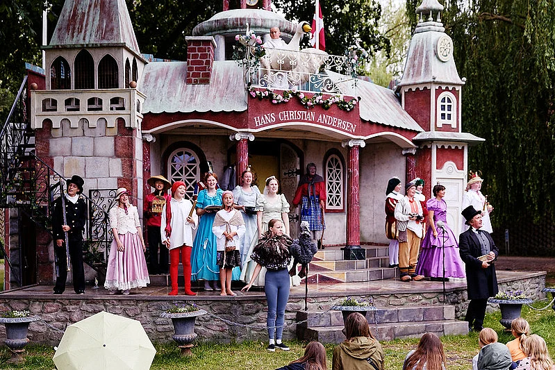 A play around Andersen in Odense