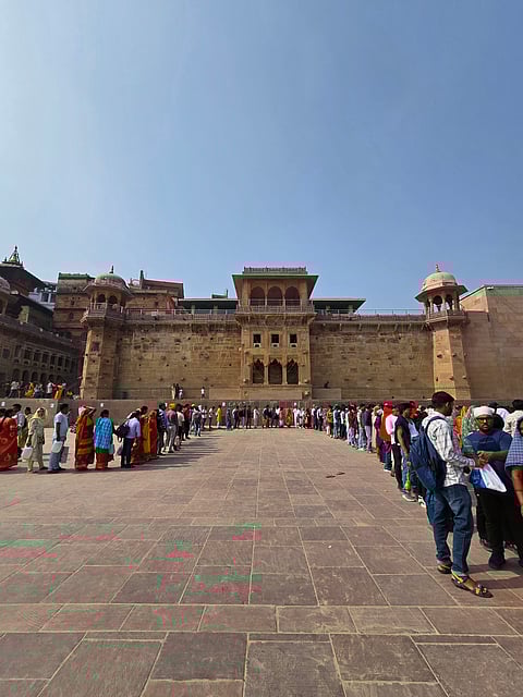 People queued up outside Kashi Vishwanath Temple in UP's Varanasi on the occasion of Dev Deepawali