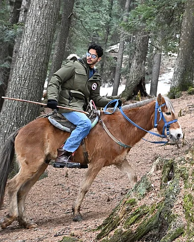 ishaankhatter/instagram : Ishaan Khatter rides a horse in Kashmir