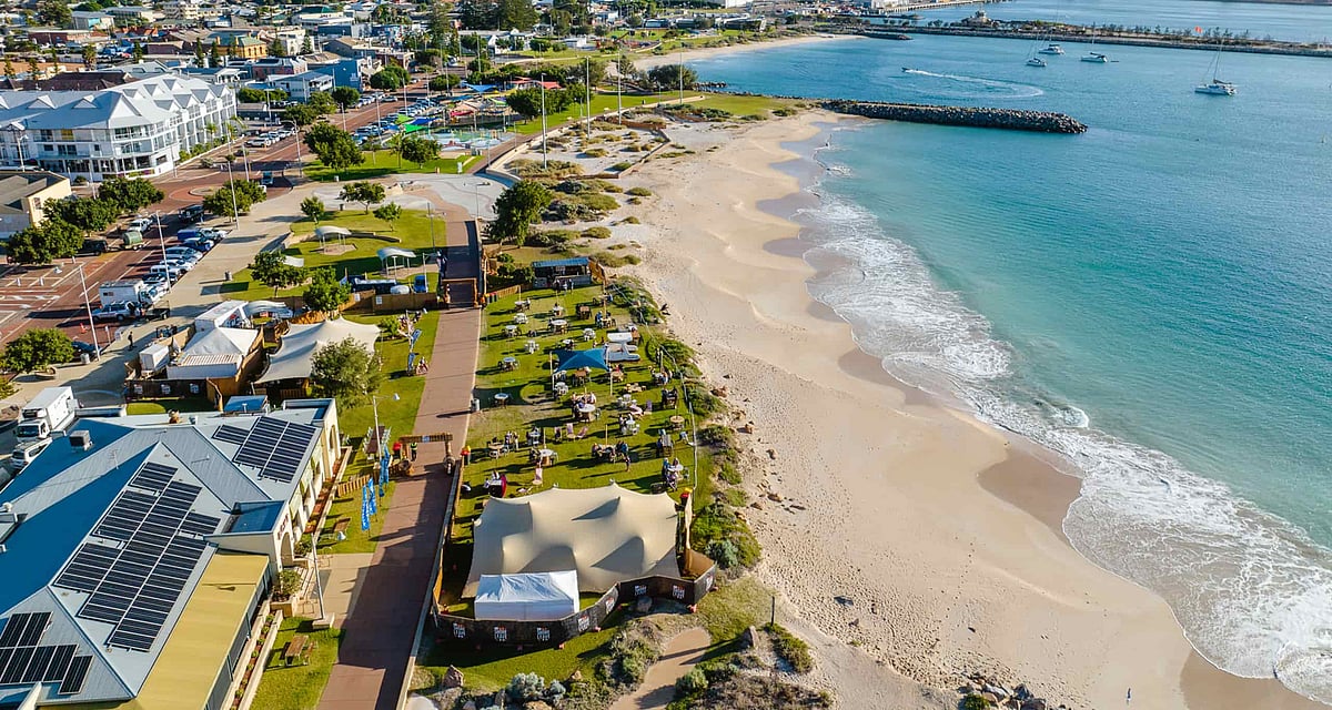 shoreleavefestival.com.au/Website : Aerial view of Geraldton/Jambinu in Western Australia