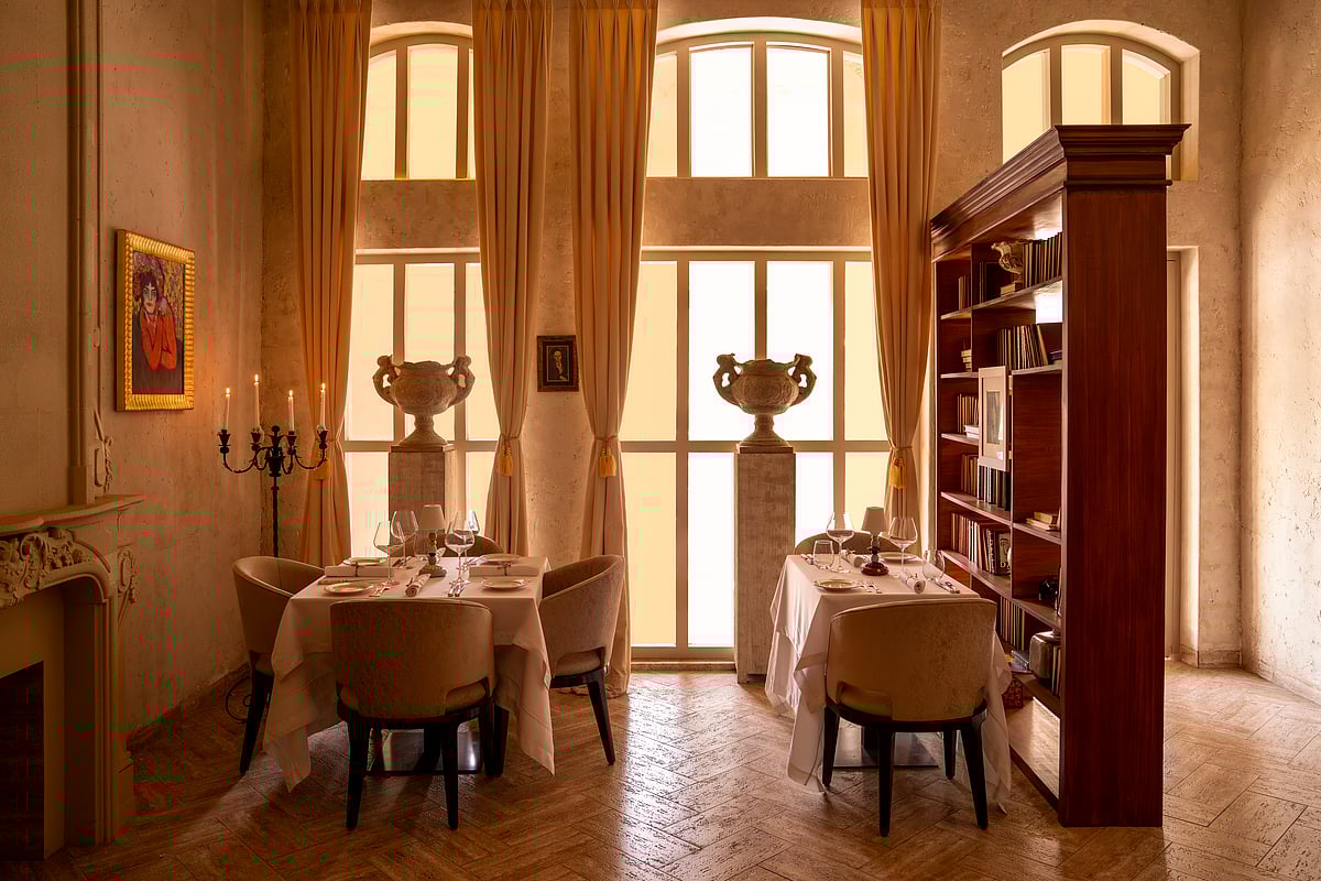 The gothic Italian church-like interiors of Ristorante by Dali