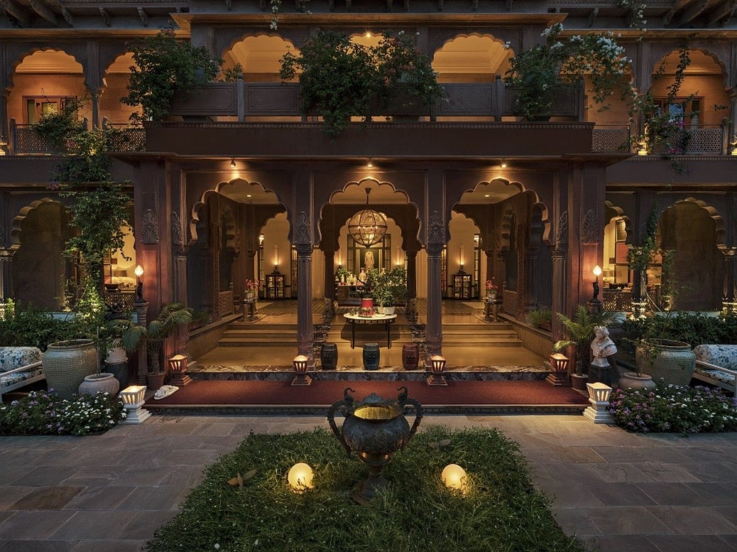 Plan a holi weekend at the historical Narendra Bhawan in Bikaner. 