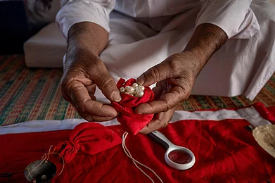 Hasan Zaidi/Shutterstock : Pearl exports contributed three-quarters of Bahrains total exports in 1877. (representational image)