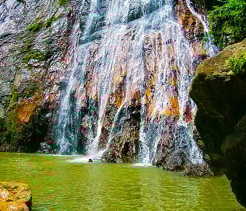 A view of the Na Muang Waterfalls