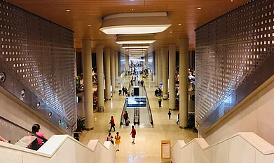 DesignPrax/Shutterstock : The departure hall at Mumbais Chhatrapati Shivaji Maharaj International Airport