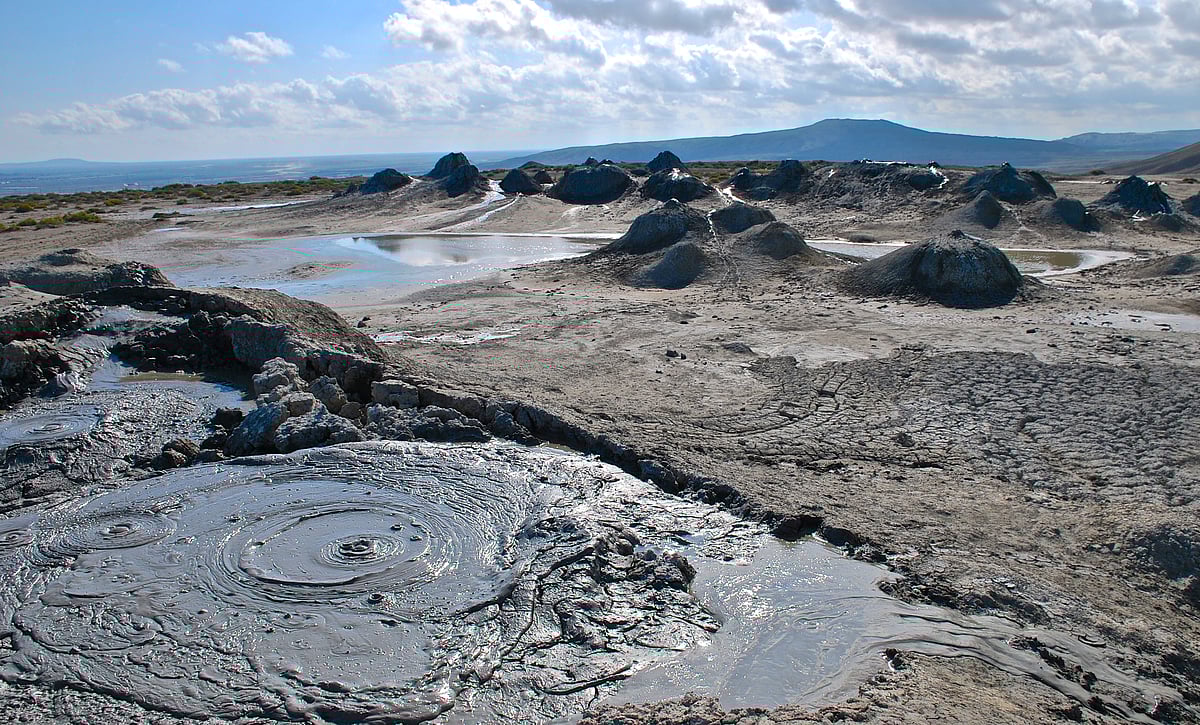 Of the 700 mud volcanoes in the world, Azerbaijan has about 350