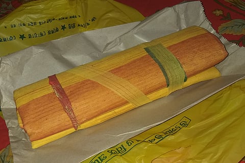 A traditional Bengali Tant saree in a Bengali household, 2019