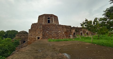 The ruins of Bijay Mandal
