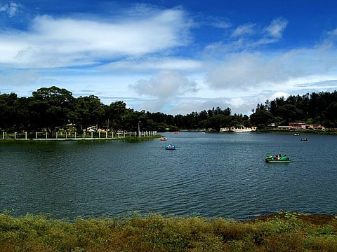 Hang out by Yercaud lake