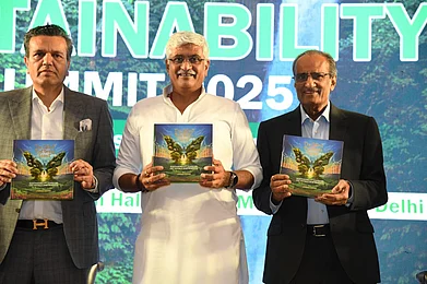 Ministry of Tourism, Government of India : Gajendra Singh Shekhawat (centre) at the Tourism Sustainability Summit 2025 in Delhi