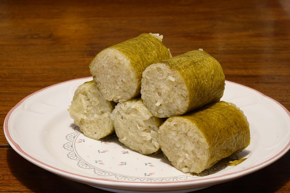 Nasi jaha is a meal made of rice and cooked in bamboo stem. It is eaten during Binarundak