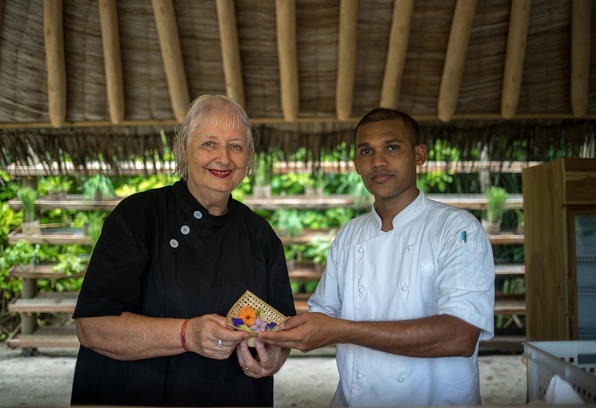 Diana Von Cranach, a maestro of raw cuisine with over 50 years of culinary mastery, curates a menu steeped in Ayurveda