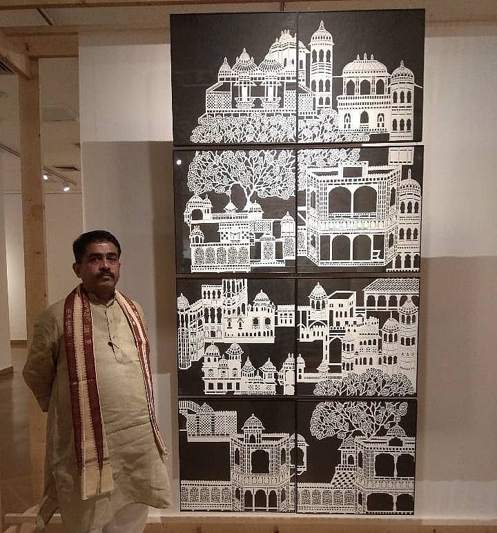 A Sanjhi artwork 
by artisans Vijay and Mohan Kumar Verma