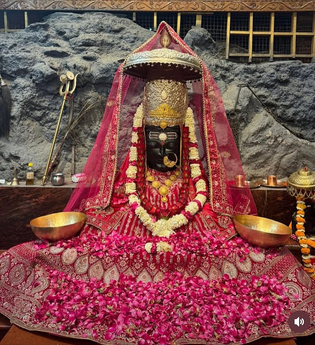 According to legend, the Goddess Dhari idol changes its appearance three times a day