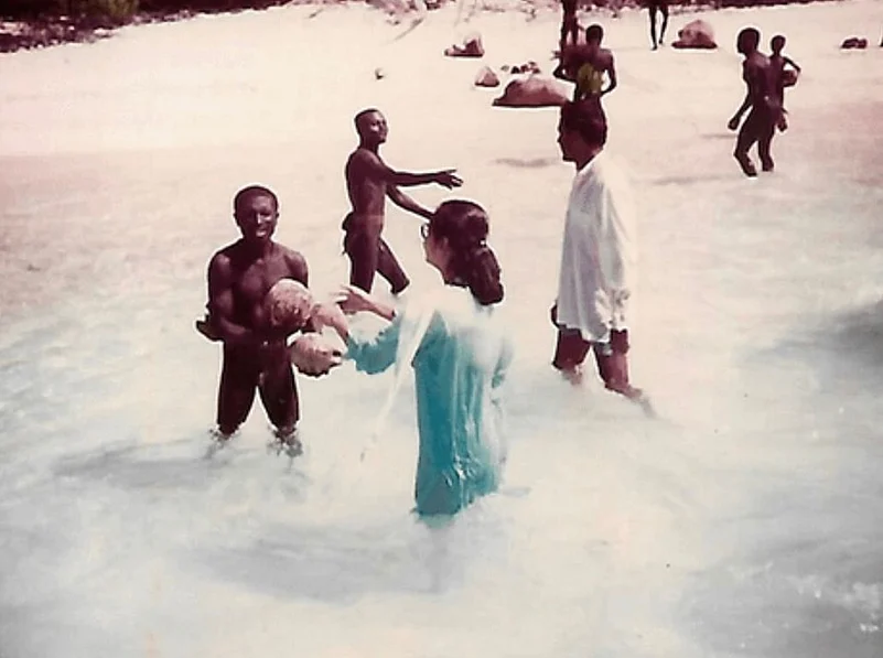 Chattopadhyay on North Sentinel Island in 1991, during which coconuts were distributed to the islands inhabitants