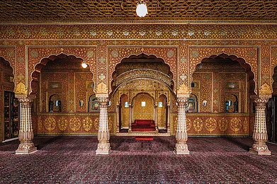 Shutterstock : Private Audience Hall in Junagarh Fort