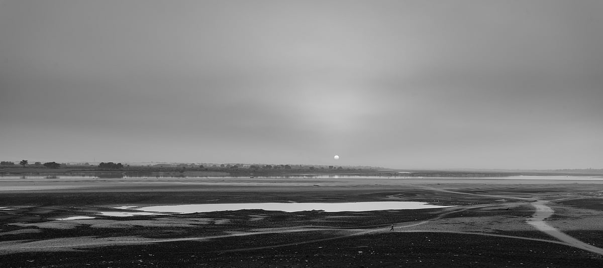 According to folklore, Ram crossed the river Ganges at Shringaverpur on his way to exile along with Sita and Lakshman