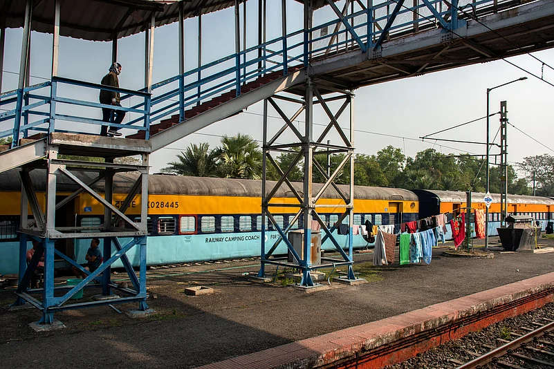 A train at the Malda Town railway station