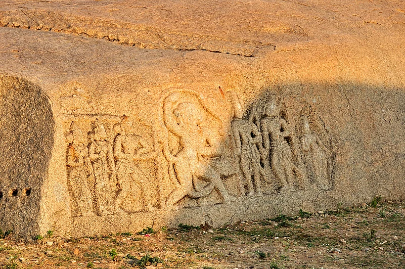 The kingdom of Kishkindha is often identified to be the region around the Tungabhadra river near Hampi, Karnataka