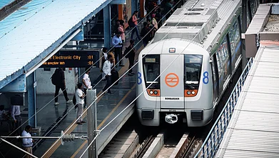 Sanket Mishraa/Shutterstock : Unlike most metro lines that use eight-coach trains, the DMRCs innovative three-coach system has been developed to cater specifically to short-distance urban travel