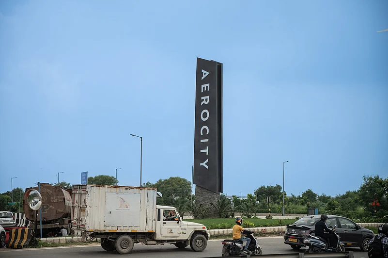 The DMRCs Phase IV expansions includes a service from Aerocity to Tughlaqabad (Golden Line)