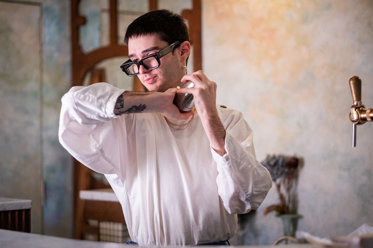 Harrison Kenney : Bar Nouveaus award-winning bartender Harrison Kenney