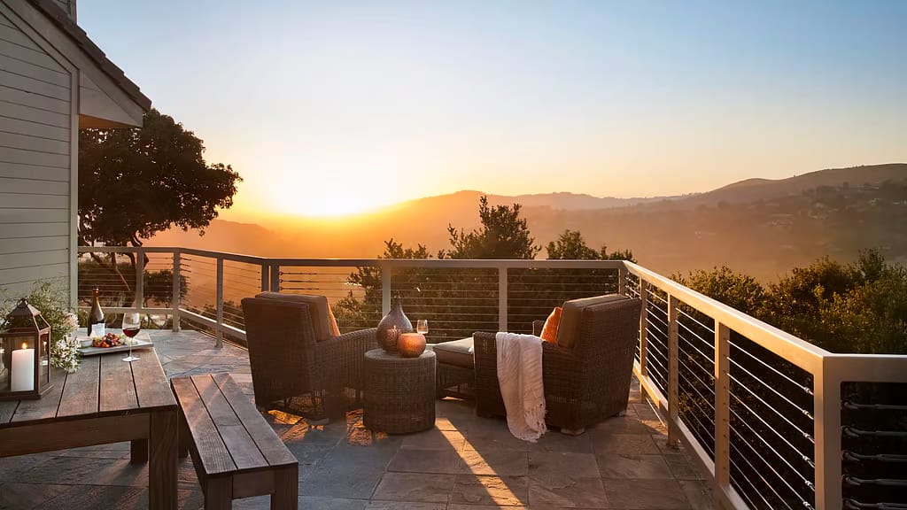 Official Website/Hyatt.com