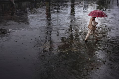 According to the IMD, rain is likely to begin in parts of central India, including Madhya Pradesh and Maharashtra