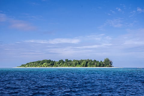 Sipadan is the only oceanic island in Malaysia