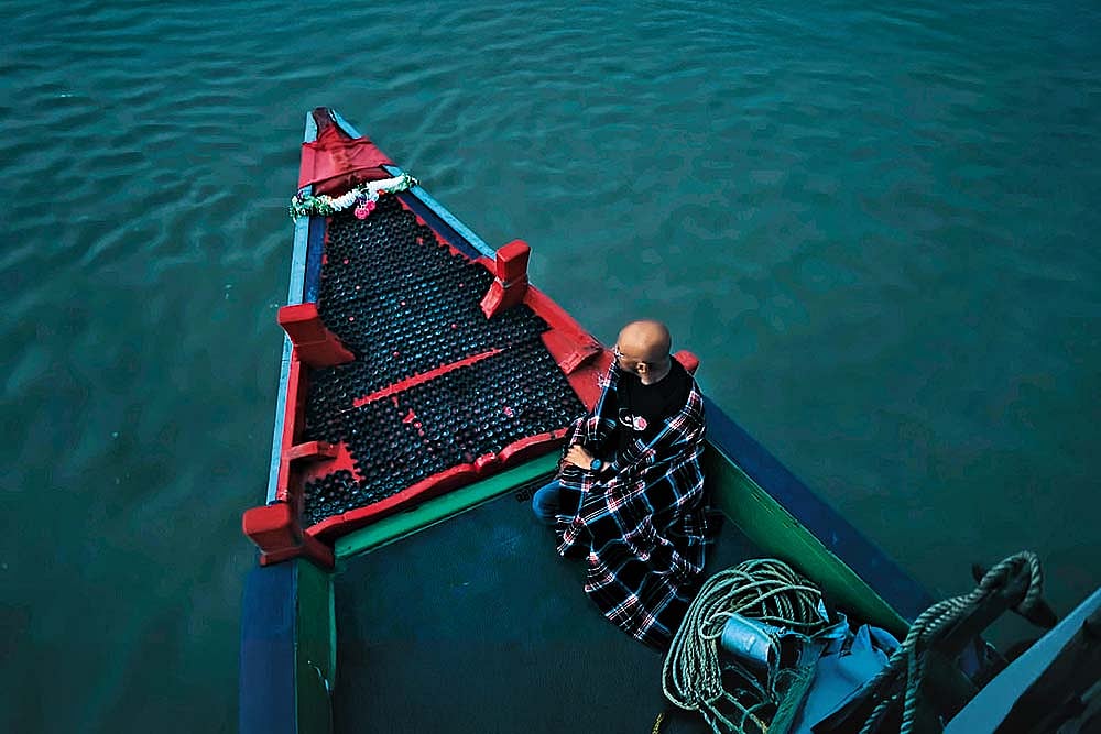 | Photo: Parasher Baruah : Moitra traversed  the length of the Ganga, from Gaumukh to Gangasagar