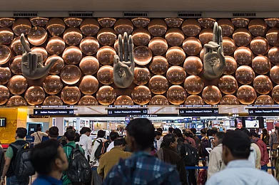 dakotan/Shutterstock : At Delhi Airport, 138 flights were cancelled on Friday alone