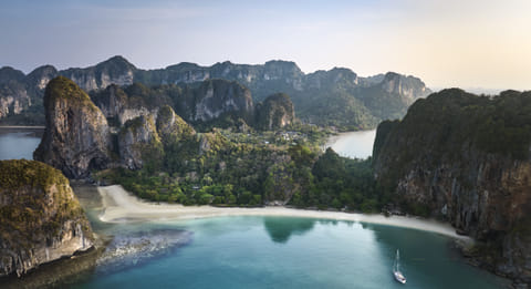 From island-hopping to cultural crafts, Rayavadee, Krabi offers a host of experiences