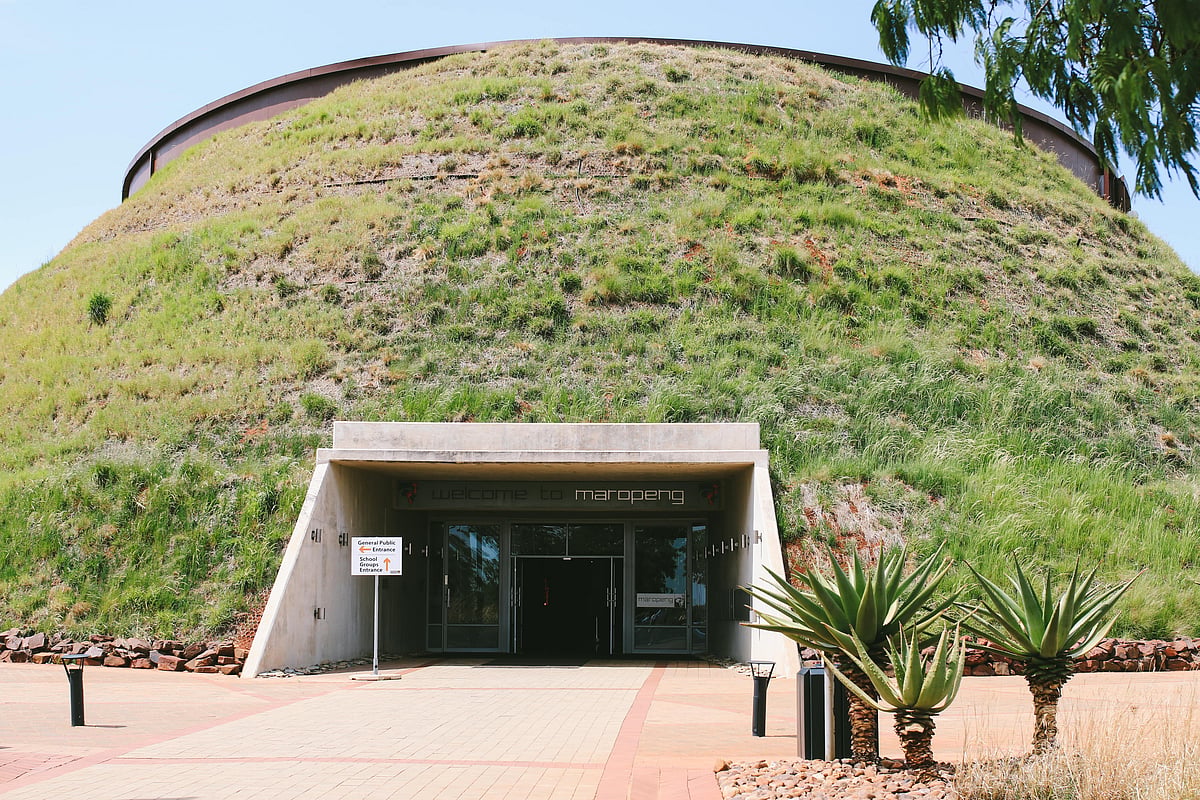 The Maropeng Visitor Centre is the official visitor centre of the “Cradle of Humankind” site