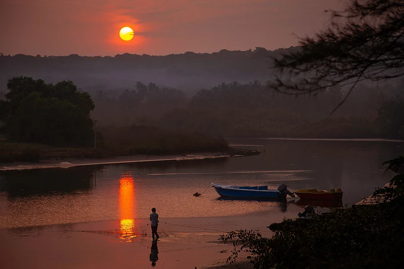 NH-66 will greatly improve connectivity in the Konkan region and help boost tourism and the local economy. Seen here is the coastal town of Ganpatipule in Maharashtra