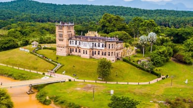 Shutterstock : The castle was constructed by Scottish man William Kellie Smith.