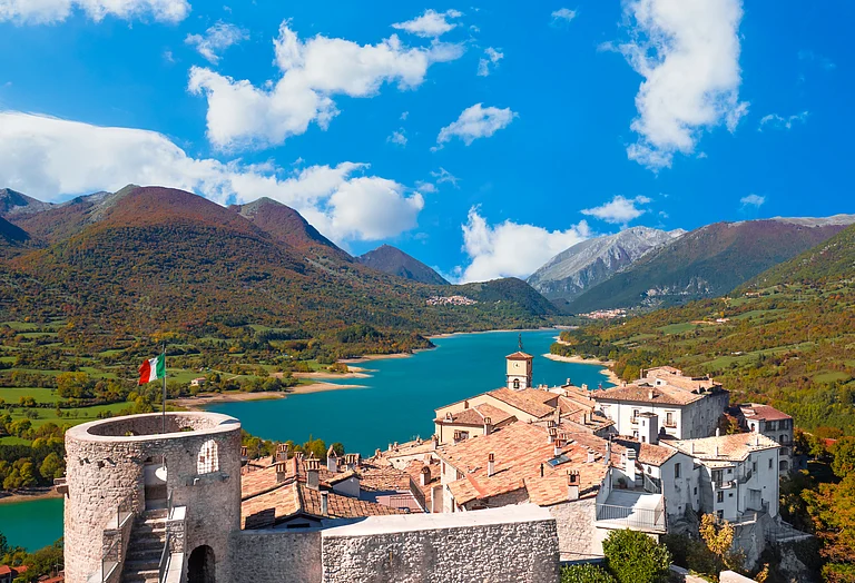 A view of National Park of Abruzzo, Lazio, Molise - Shutterstock