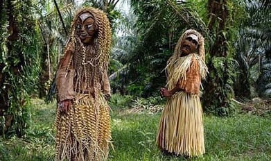 discoverselangor/Instagram : The masks themselves are rich in visual symbolism, featuring distinct designs that reflect the Mah Meri’s history, beliefs, and relationship with the natural world