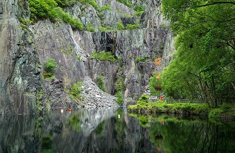 Vivian Quarry is a component part of the Slate Landscape of Northwest Wales, a UNESCO World Heritage Site - hehaden/Flickr