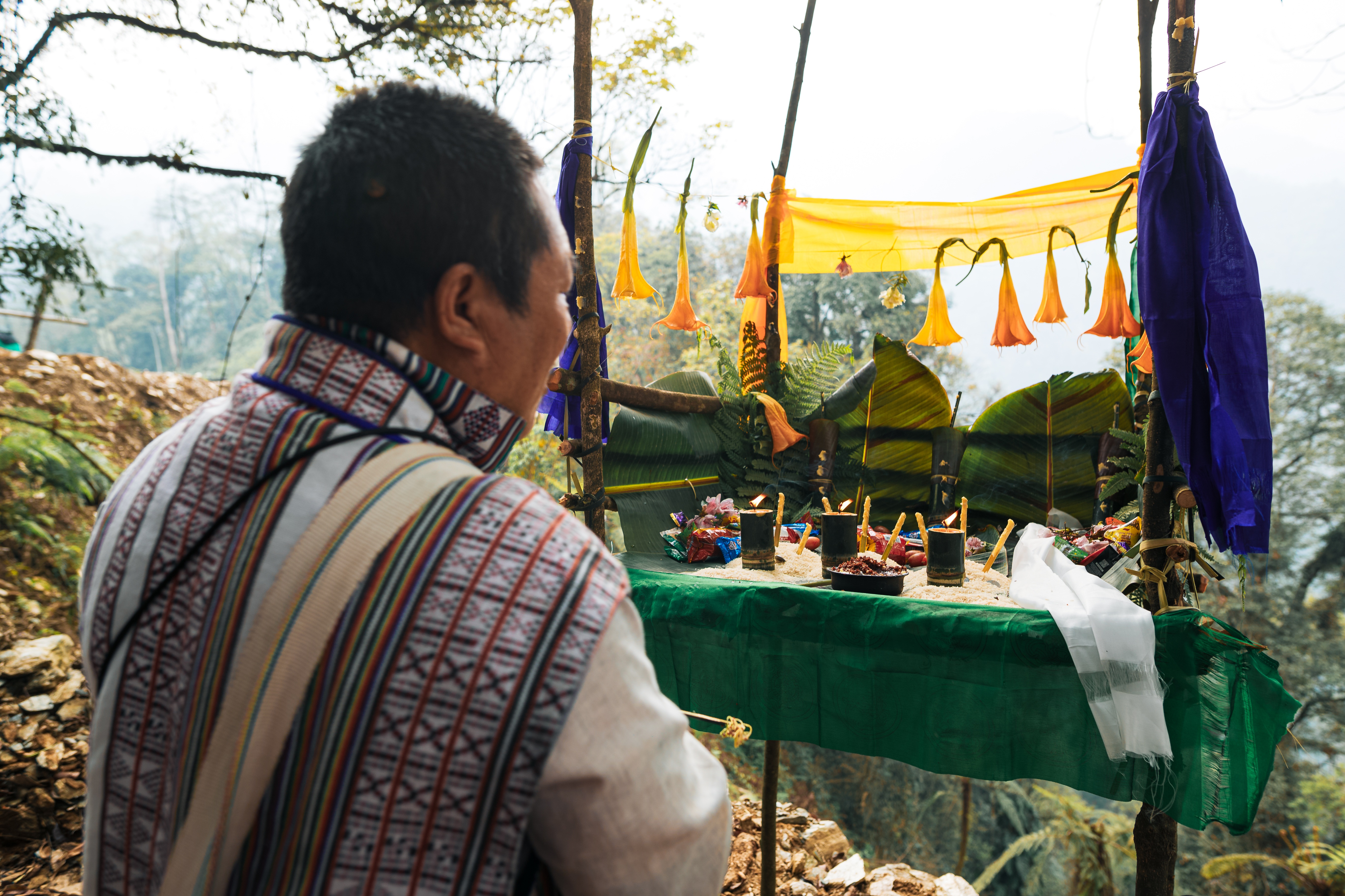 The Bongthing in the midst of the ritual