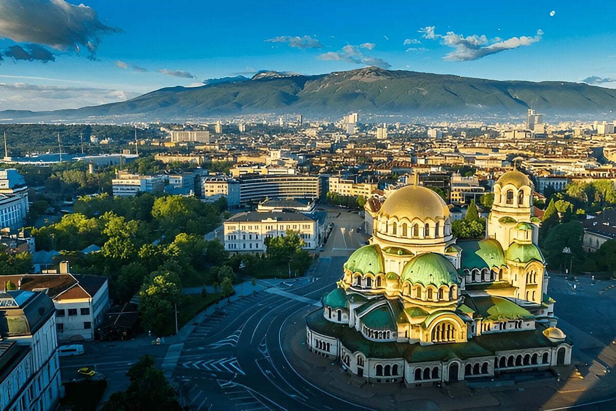 Shutterstock : Saint Alexander Nevsky Cathedral is a Bulgarian Orthodox cathedral in Sofia