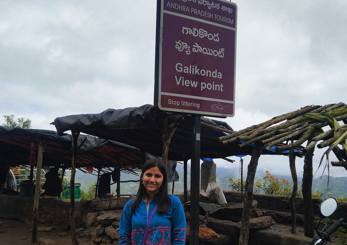 Galikonda View Point is a famous tourist destination near the Borra Caves in Andhra Pradesh