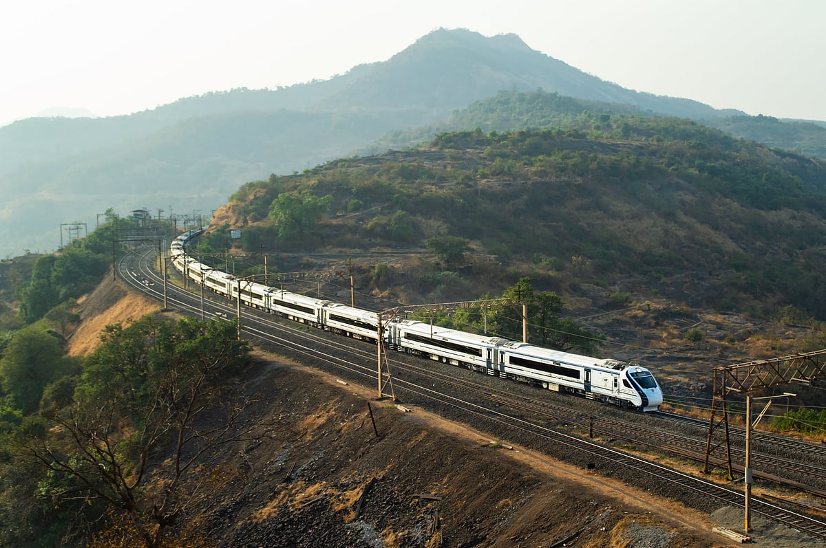 The introduction of semi-high-speed trains has reinforced India’s growing venue network and regional tourism potential