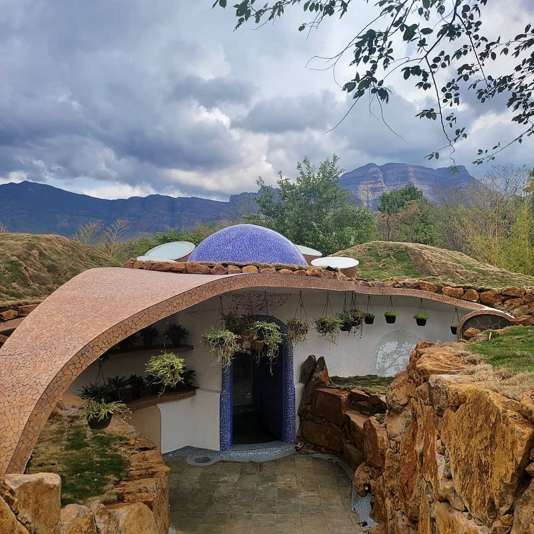 SaffronStays Asanja, Murbad
