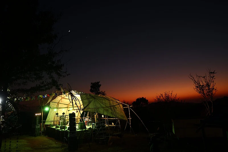 Dusk falls at the Bir Music Festival