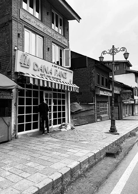 After the attacks in Pahalgam, shops in the city have remained shut