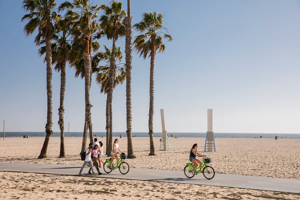 Santa Monica Travel & Tourism : Santa Monica is among the top beach destinations to visit in the USA.