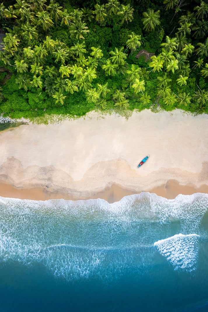 Shutterstock : An aerial view of a beach in Kannur